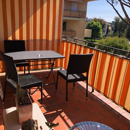 Apartment Eden Park Saint-Tropez Exterior photo